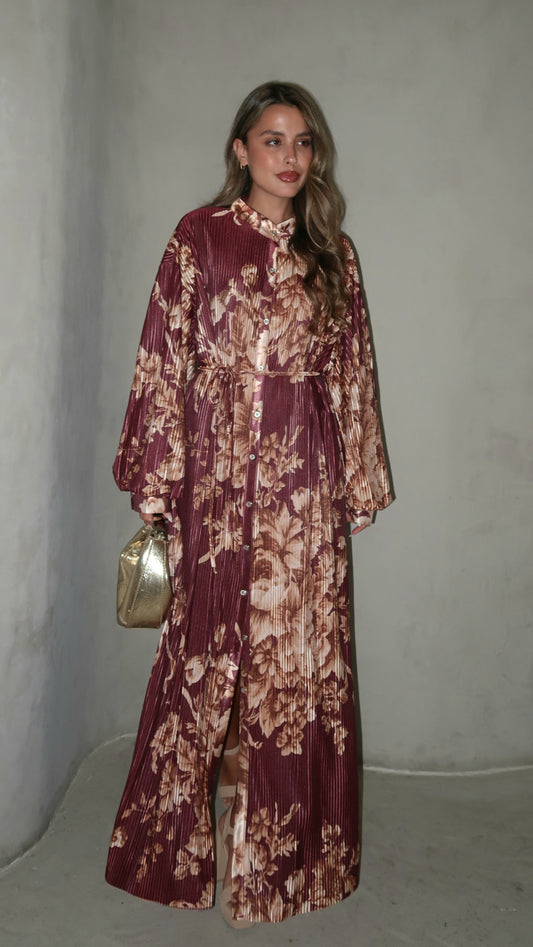 שמלת פליסה כפתורים קארן | בורדו