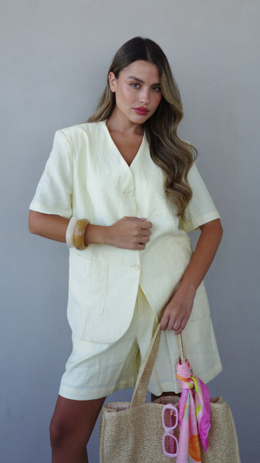 חליפת שורט מחויט | צהוב בננה