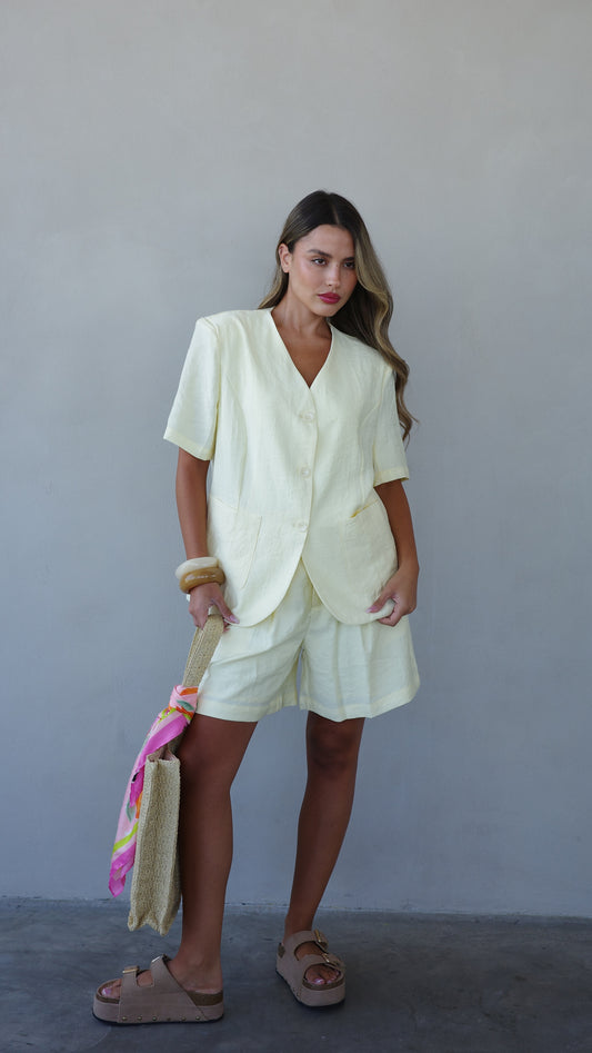 חליפת שורט מחויט | צהוב בננה