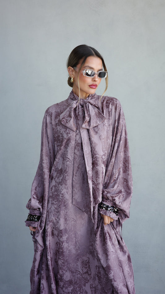 שמלת אוברסייז מעוגלת עניבה גוצי | סגול חום