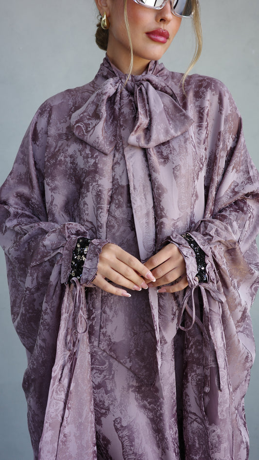 שמלת אוברסייז מעוגלת עניבה גוצי | סגול חום