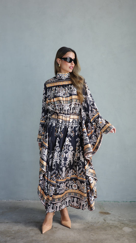 שמלת מקסי אוברסייז עטלף גייקובס | שחור כתום