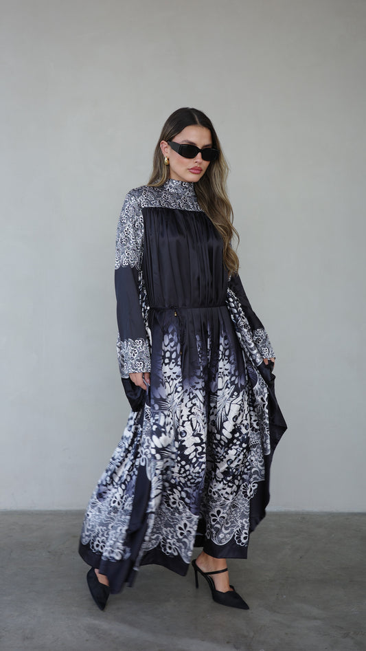 שמלת מקסי אוברסייז עטלף שאנל | שחור/אפור