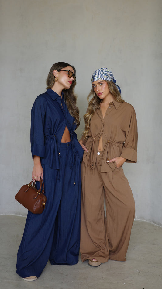 חליפת מכנס גומי כיווץ מקארתי חום| כחול