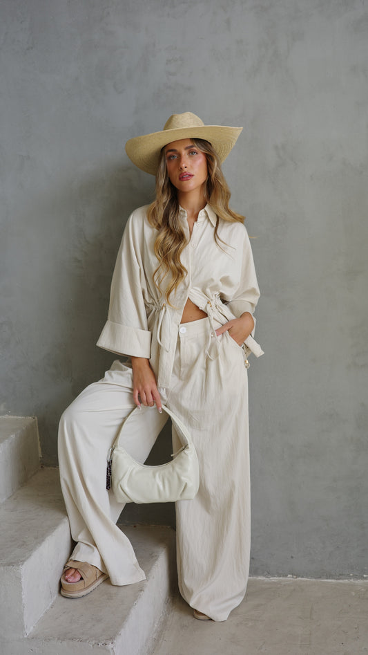 חליפת מכנס גומי כיווץ מקארתי | בז