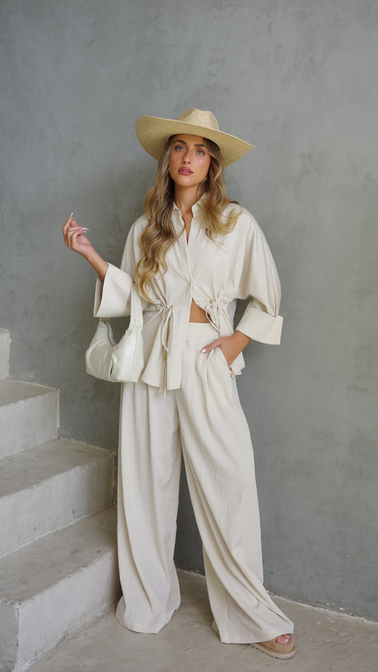 חליפת מכנס גומי כיווץ מקארתי | בז