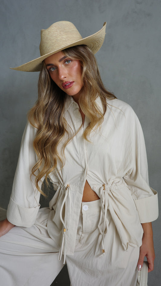 חליפת מכנס גומי כיווץ מקארתי | בז