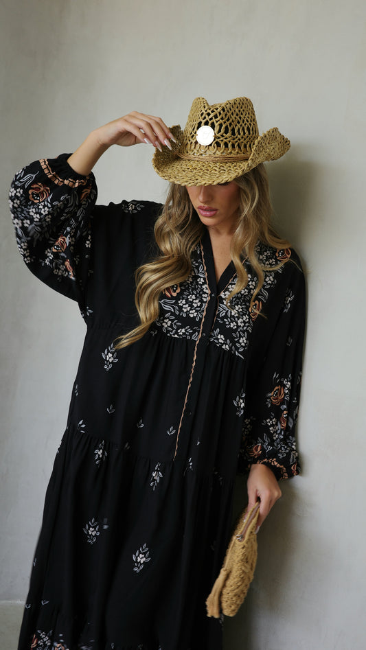 שמלת גלביה קומות אוולין |  שחור