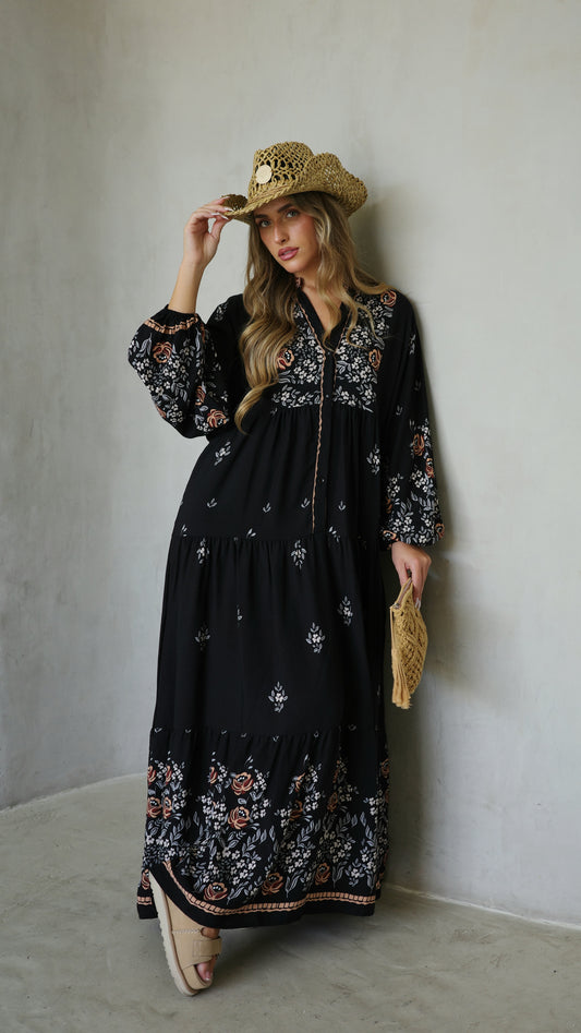 שמלת גלביה קומות אוולין |  שחור