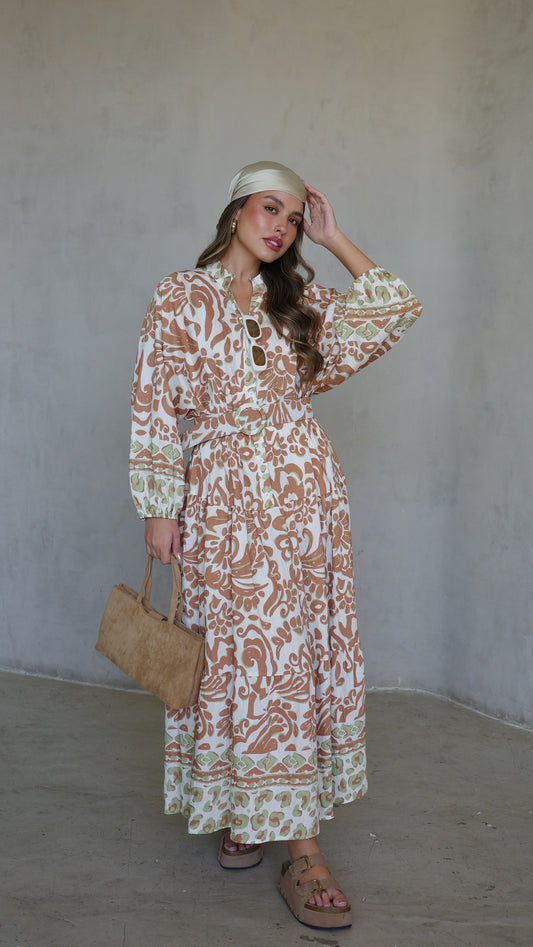 גלביה קומות כפתורים חגורה דיאנדרה | שמנת/חום