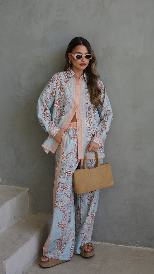 חליפת מכנס לטיסיה | תכלת/אפרסק