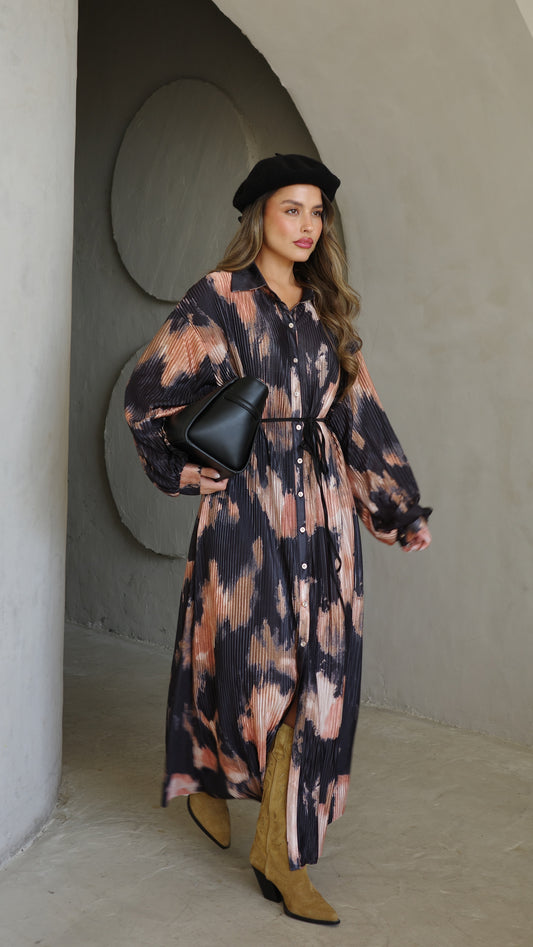 שמלת פליסה כפתורים אבלין | שחור