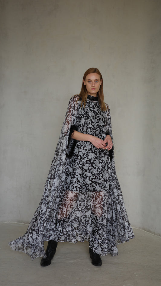 שמלת אוברסייז שיפון מעוגלת | שחור