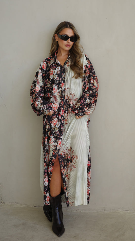 שמלת פליסה כפתורים קארן | שמנת/שחור