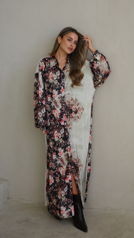 שמלת פליסה כפתורים קארן | שמנת/שחור