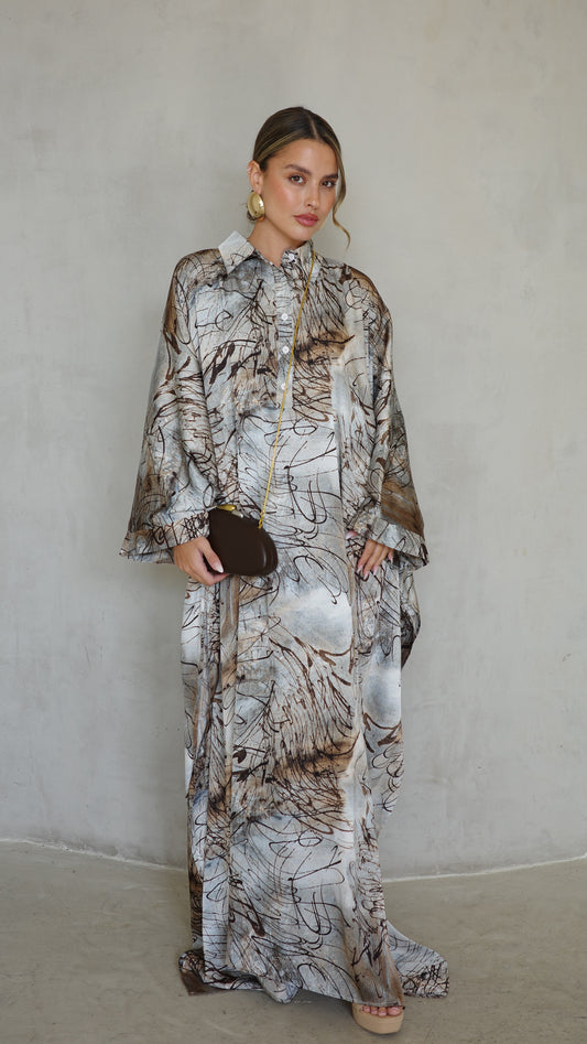 שמלת מקסי אוברסייז סאטן גולייט | בז