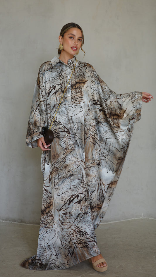 שמלת מקסי אוברסייז סאטן גולייט | בז