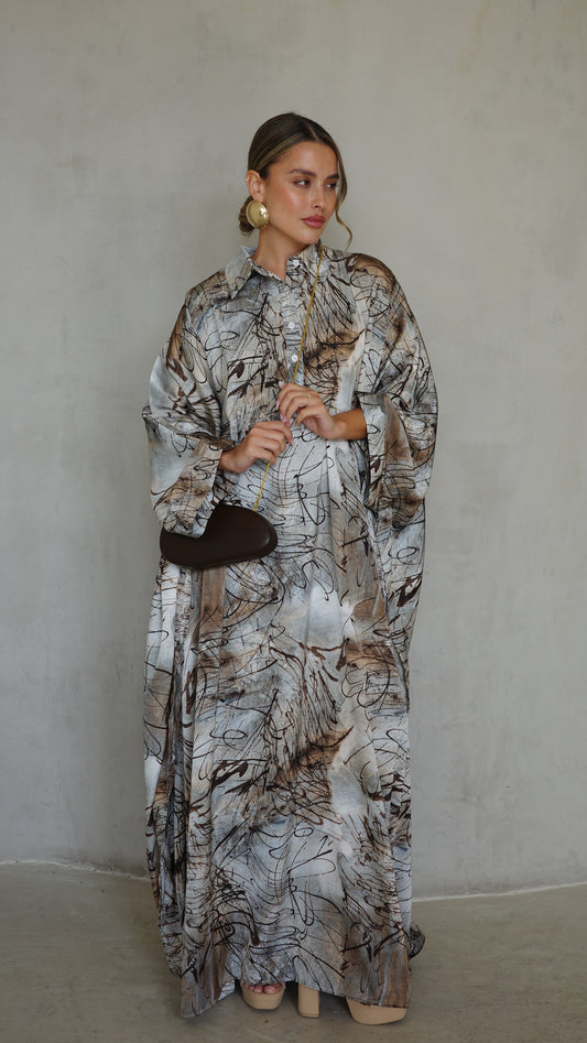 שמלת מקסי אוברסייז סאטן גולייט | בז