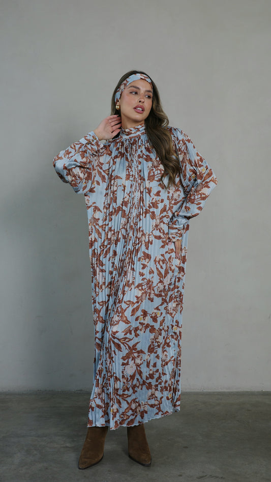 שמלת מידי פליסה קנדרה | תכלת/חום