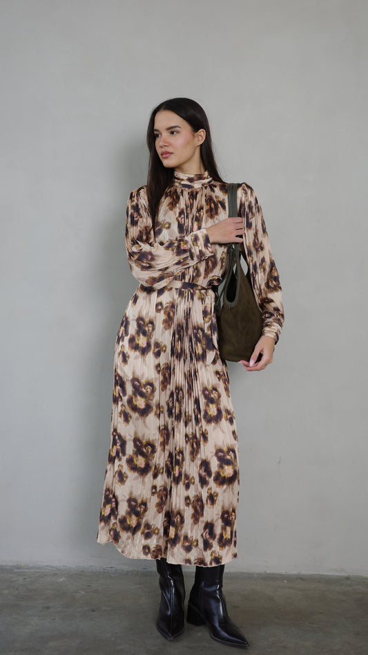 שמלת מידי פליסה קנדרה | בז/חום