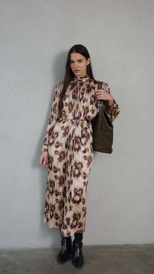 שמלת מידי פליסה קנדרה | בז/חום