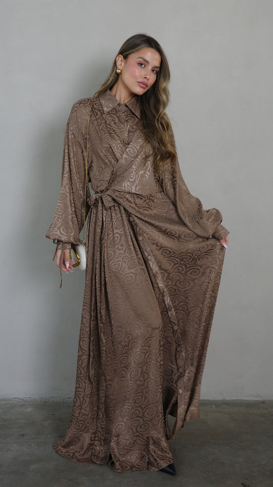 שמלת מקסי קלוש מלמלה מעטפת | חום