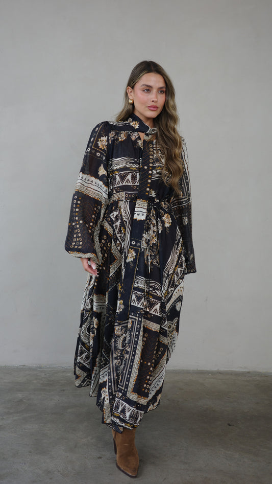 שמלת קלוש עניבה קארינה | שחור