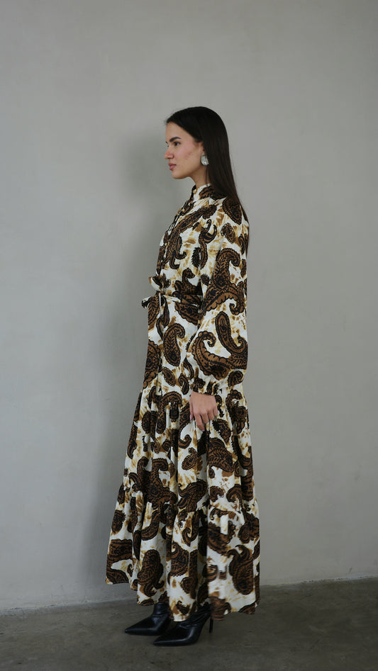 שמלת מקסי קלוש קומות פייזלי | בז/חום