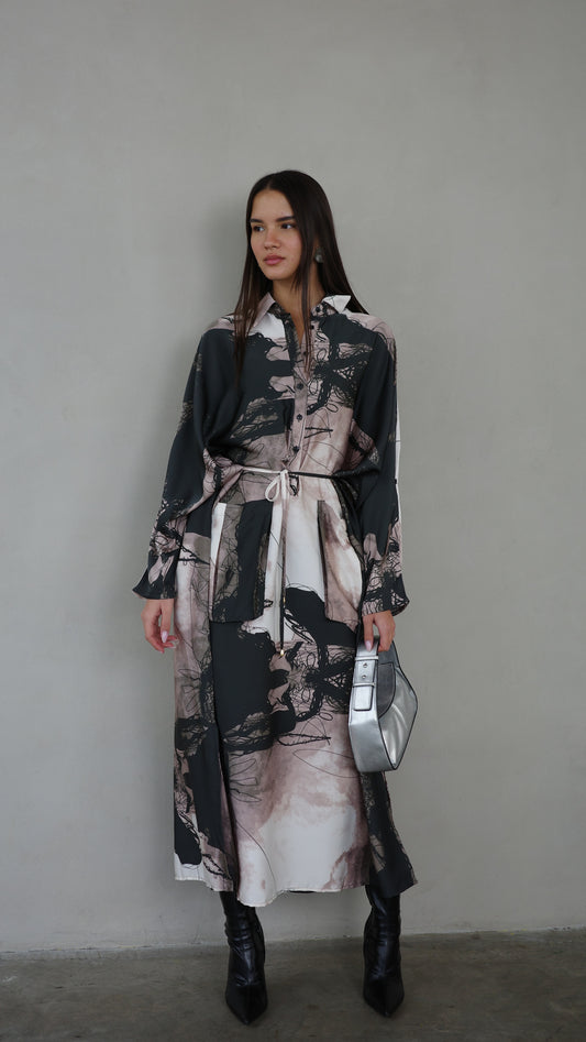 שמלת מקסי אוברסייז עטלף הילטון | שחור/בז