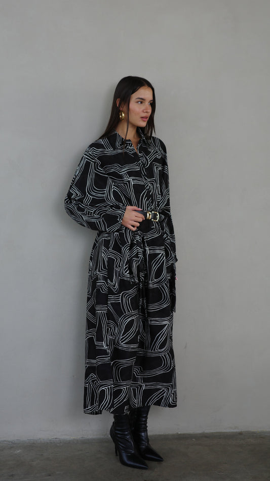 שמלת מקסי גלביה קלאסי מישל | שחור/לבן