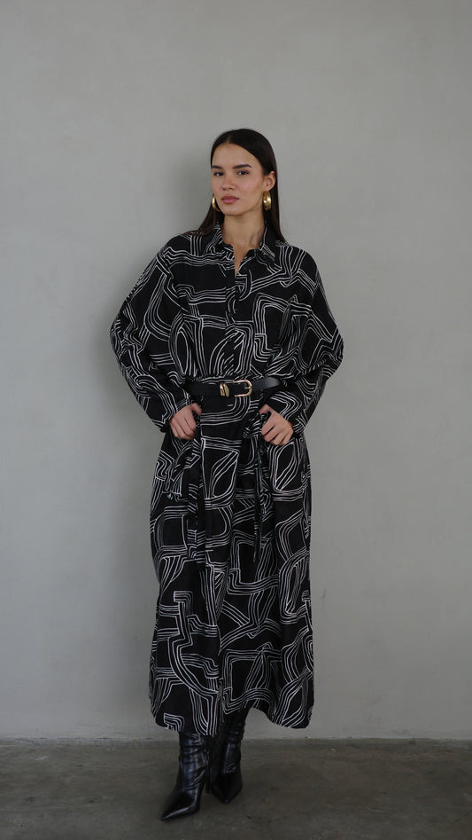 שמלת מקסי גלביה קלאסי מישל | שחור/לבן