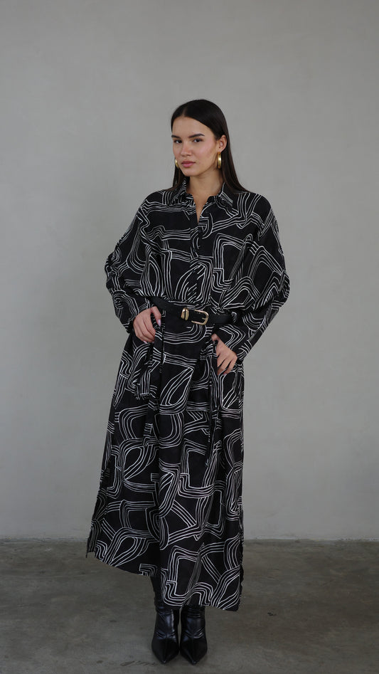 שמלת מקסי גלביה קלאסי מישל | שחור/לבן