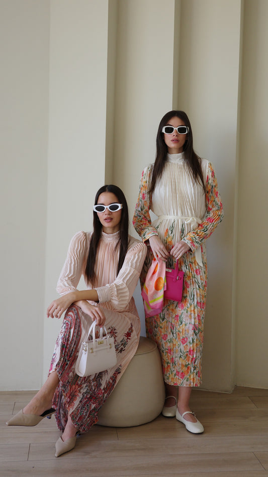 שמלת מידי פליסה קנדרה | שמנת