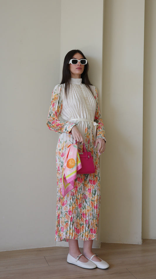 שמלת מידי פליסה קנדרה | שמנת