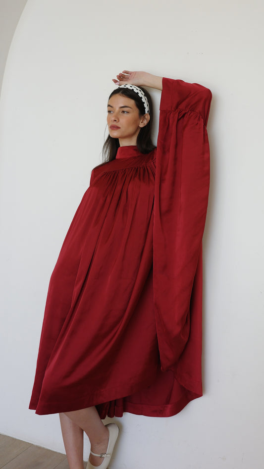 שמלת מידי אוברסייז עטלף פיור שאנל |בורדו