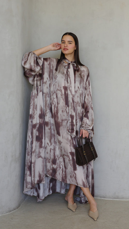 שמלת מקסי אוברסייז עניבה דונטלה | חום/אפור