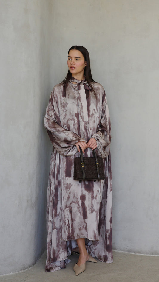 שמלת מקסי אוברסייז עניבה דונטלה | חום/אפור