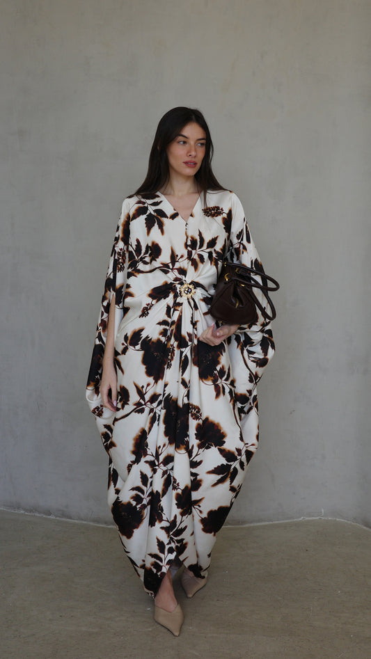 שמלת עטלף כיווצים אבזם פירנצה | בז/חום