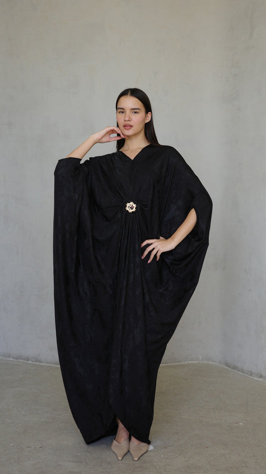 שמלת עטלף כיווצים אבזם פירנצה | שחור