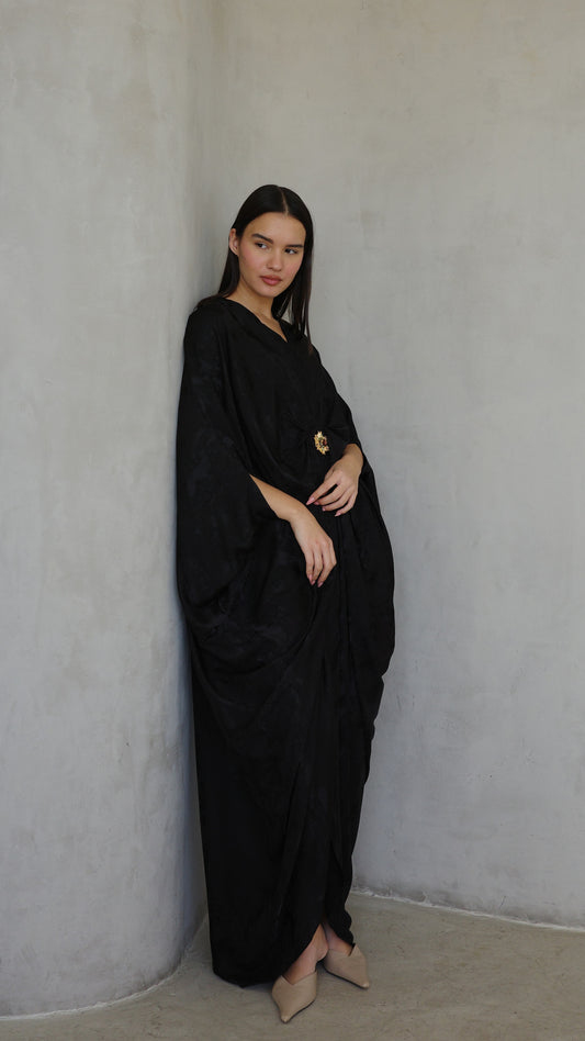 שמלת עטלף כיווצים אבזם פירנצה | שחור