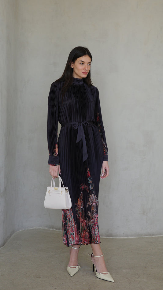 שמלת מידי פליסה קנדרה | שחור