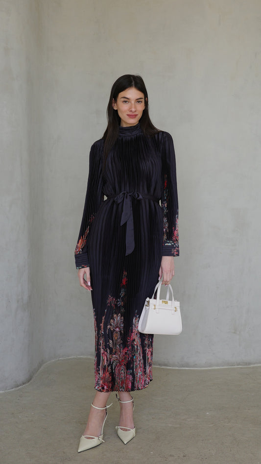 שמלת מידי פליסה קנדרה | שחור