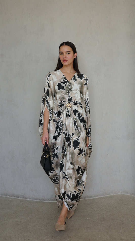 שמלת עטלף כיווצים אבזם פירנצה | בז/אפור