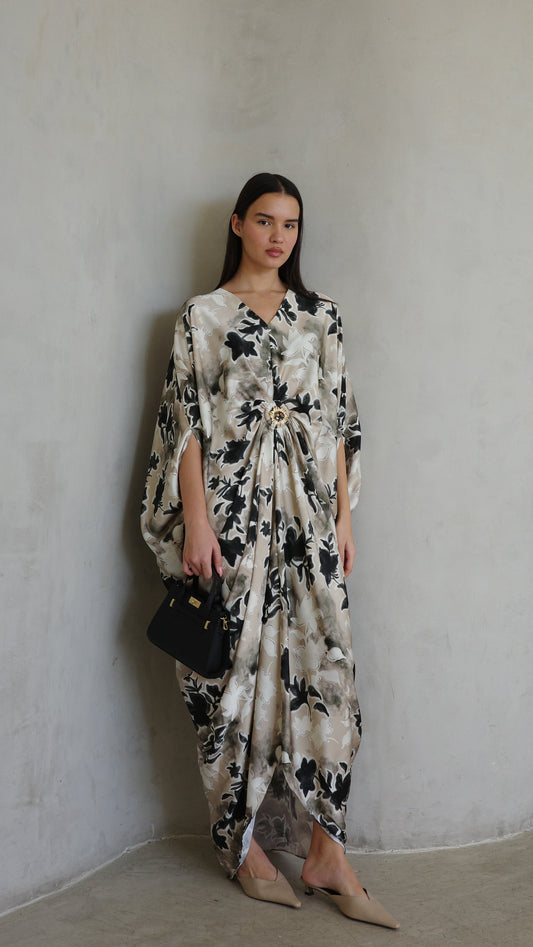 שמלת עטלף כיווצים אבזם פירנצה | בז/אפור