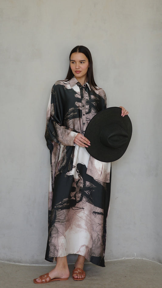 שמלת מקסי אוברסייז עטלף הילטון | שחור/בז