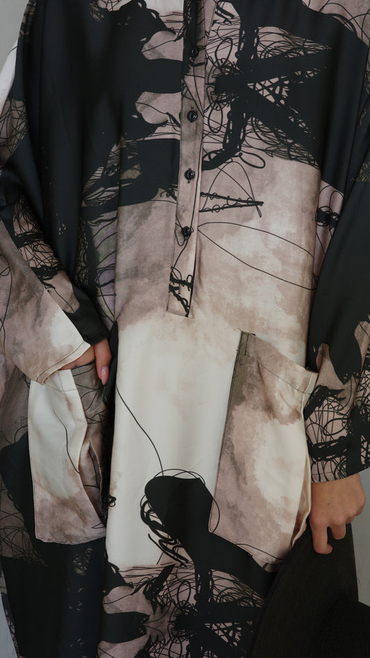 שמלת מקסי אוברסייז עטלף הילטון | שחור/בז