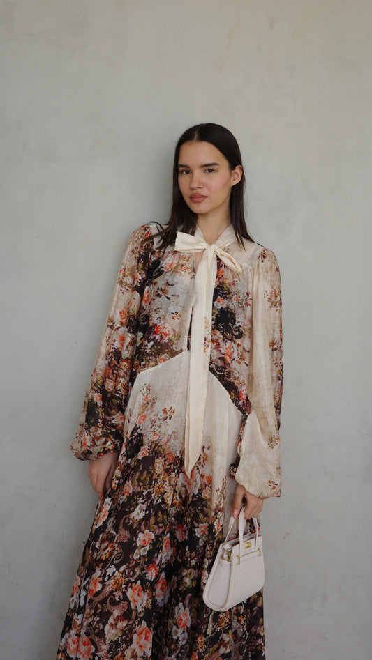 שמלת קלוש עניבה קארינה פרחוני | שמנת