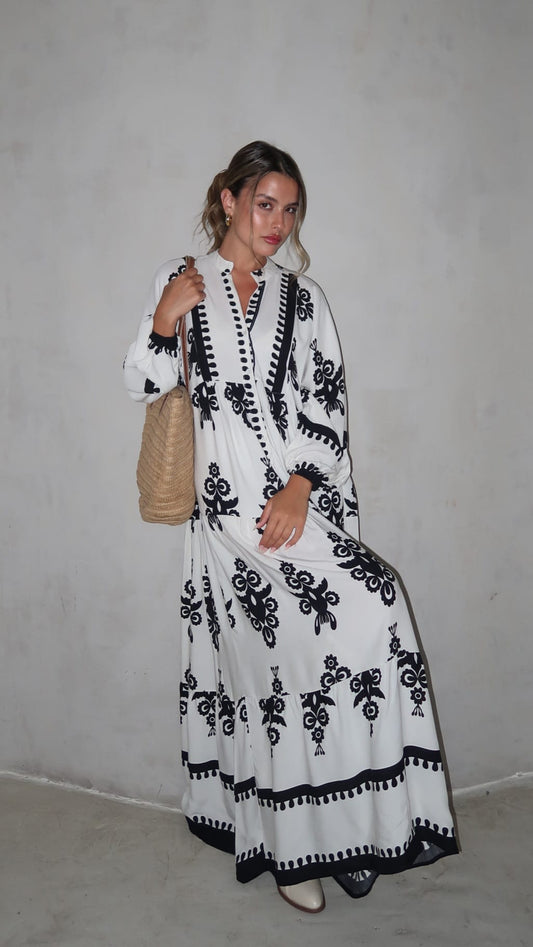 גלביה קומות כפתורים קיאנה | לבן/שחור