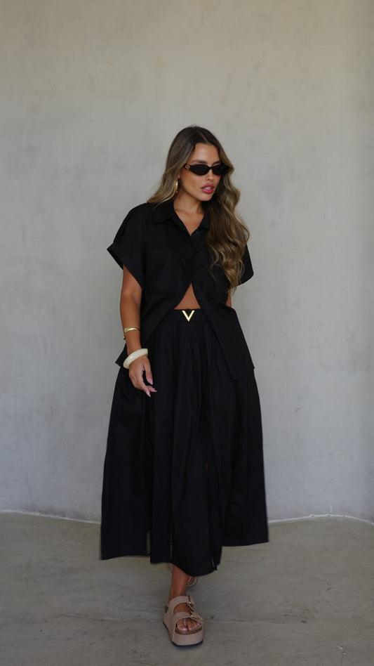 חליפת חצאית קלוש פוקט | שחור