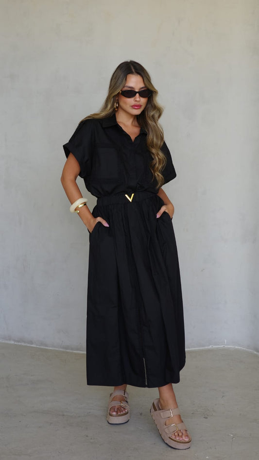 חליפת חצאית קלוש פוקט | שחור